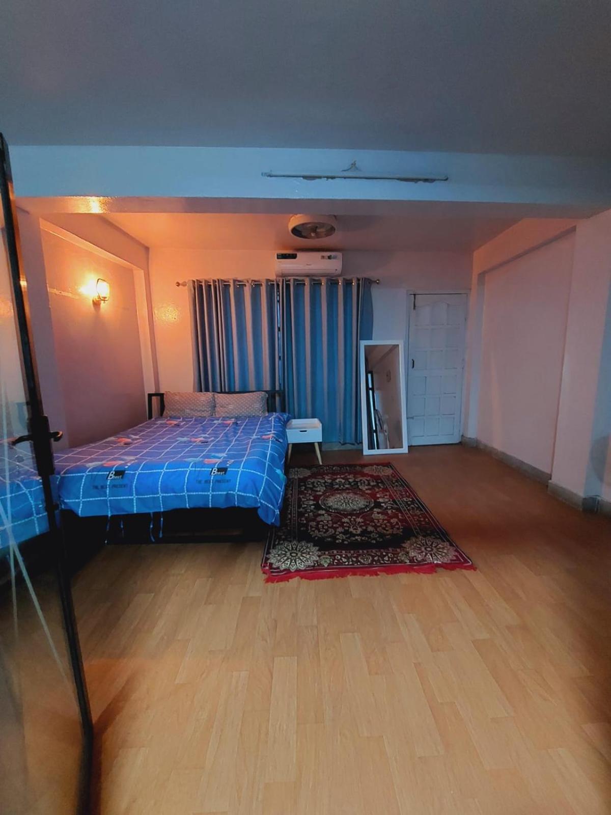 Hotel Ryan Kathmandu Esterno foto